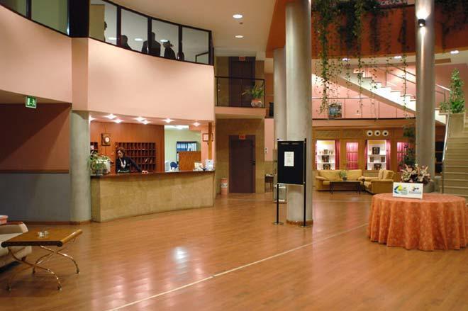 Hotel La Imora Хаен Інтер'єр фото